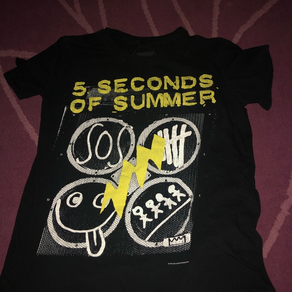 5 seconds of summer tee